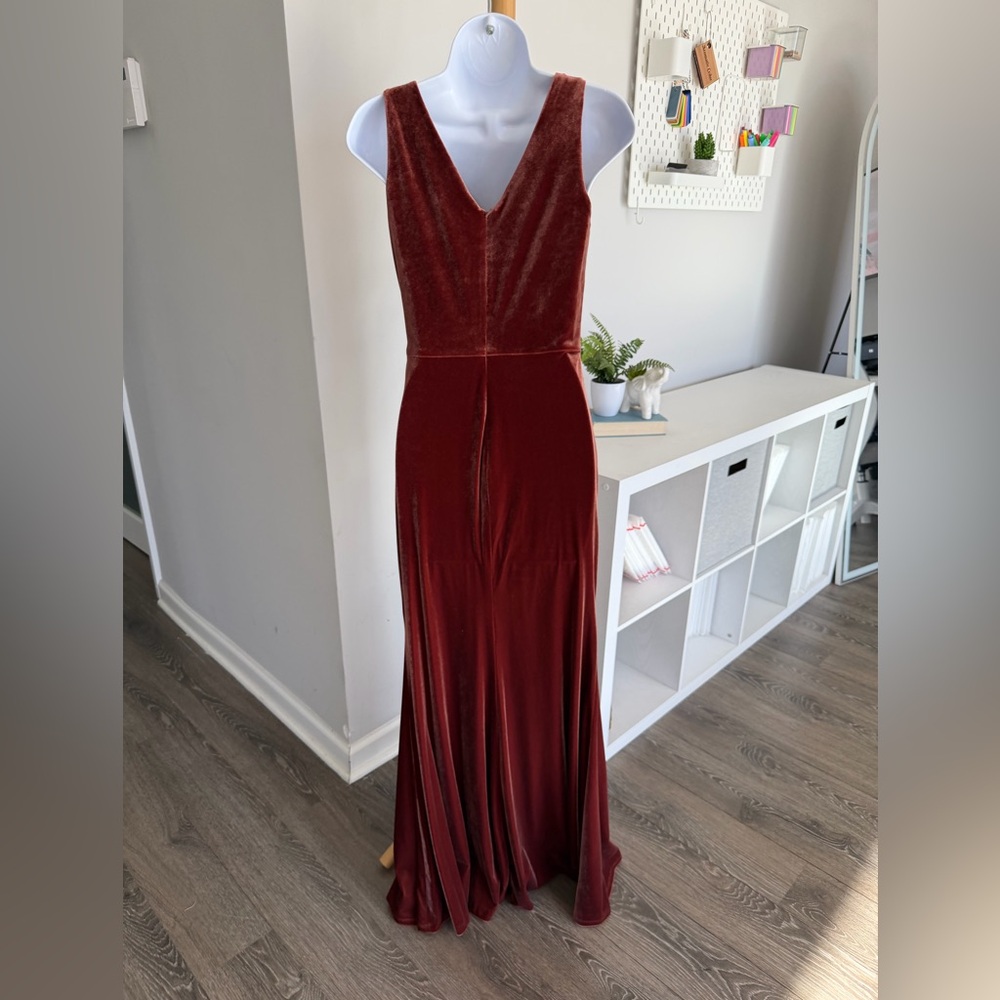 Revelry Dawson Velvet Dress in Terracotta Size 4 Bridesmaid Dress - Picture 5 of 7